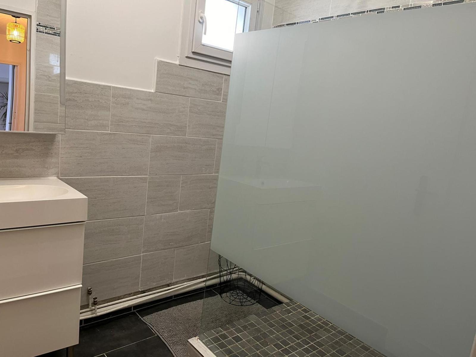 Elegant 3 Pieces Proche Paris La Defense Apartment *