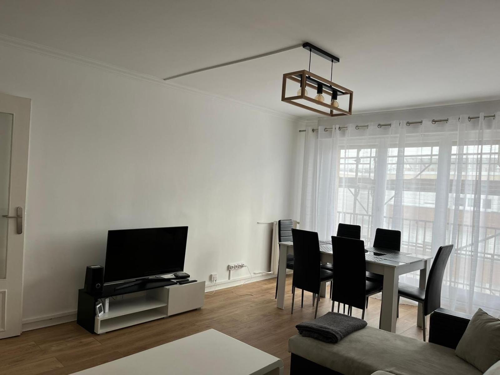 Elegant 3 Pieces Proche Paris La Defense