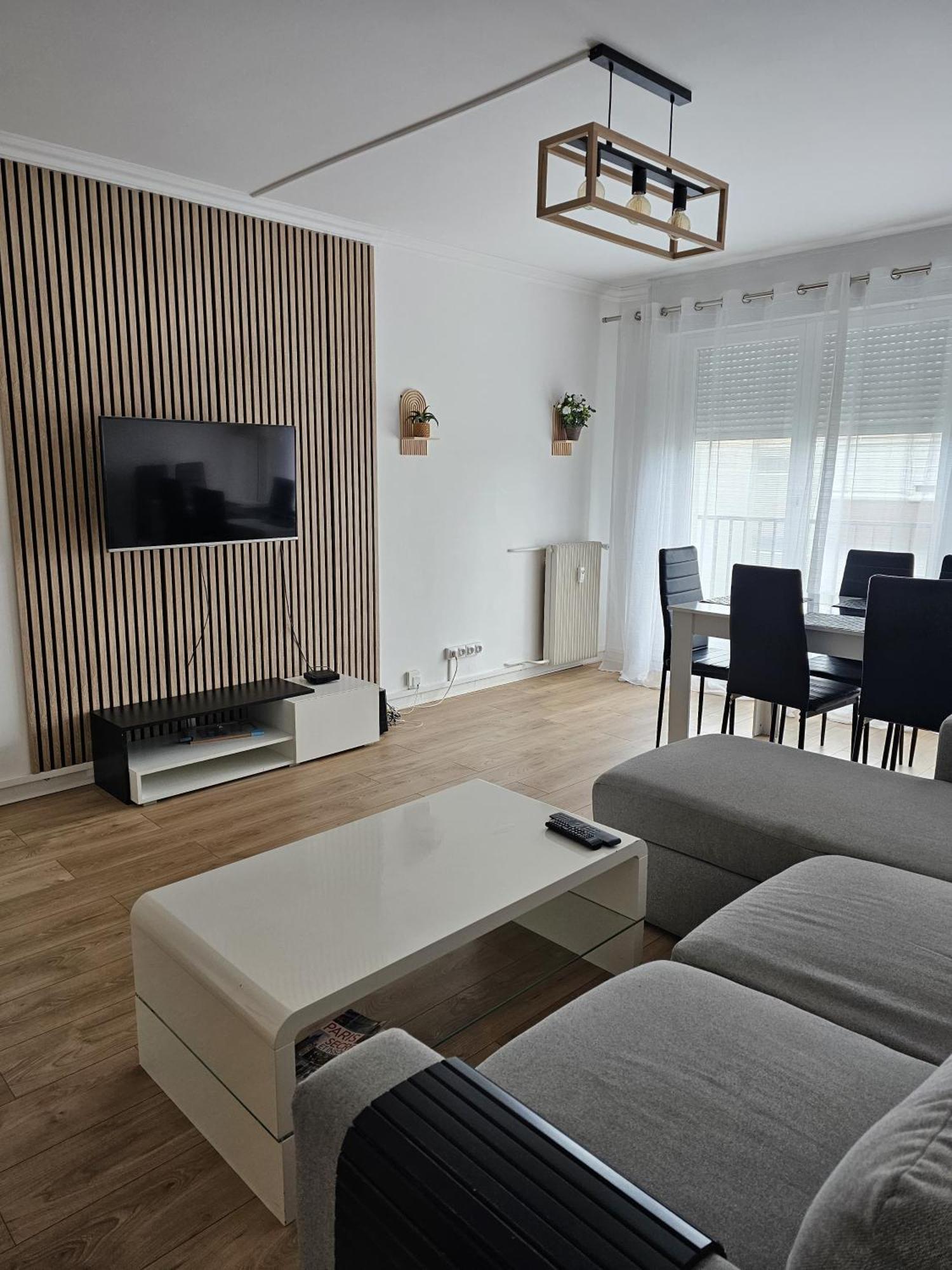 Elegant 3 Pieces Proche Paris La Defense Apartment Bezons